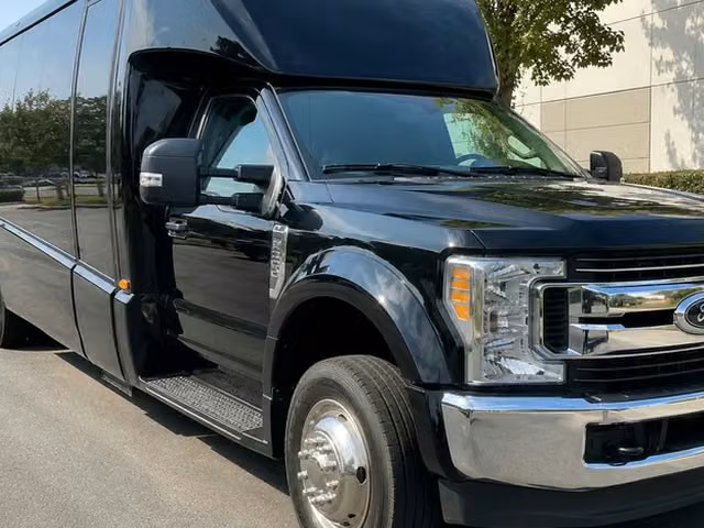 cedar falls charter bus rentals